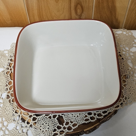 Longaberger Pottery Nature’s Garland Large Square Bowl Baker 9.5" Poinsettias - Picture 2 of 9